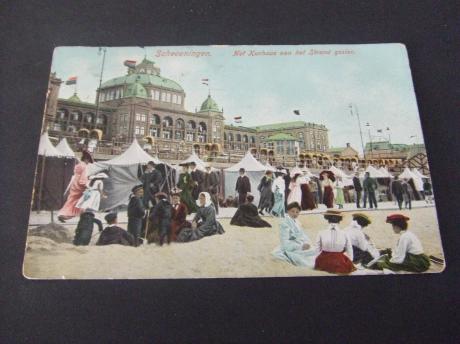 Scheveningen Het Kurhaus vanaf het strand gezien